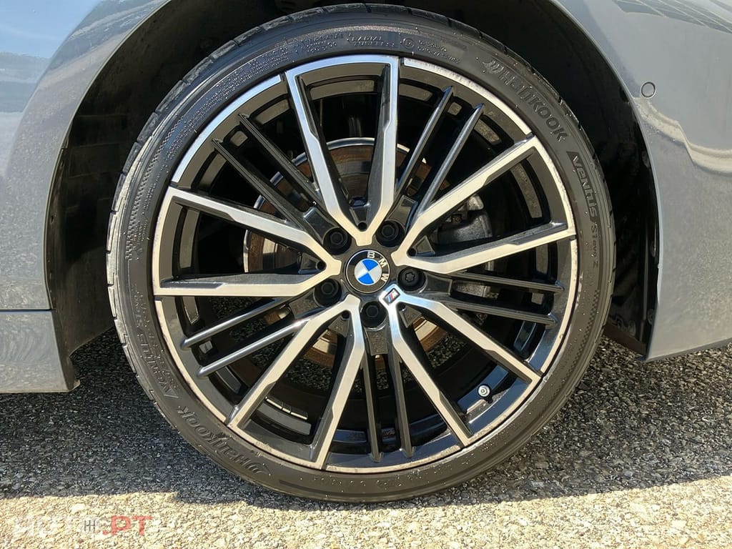 BMW 118 i Pack Desportivo M Auto
