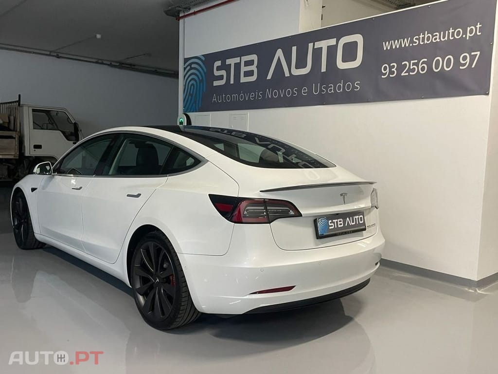 Tesla Model 3 Performance Dual Motor AWD