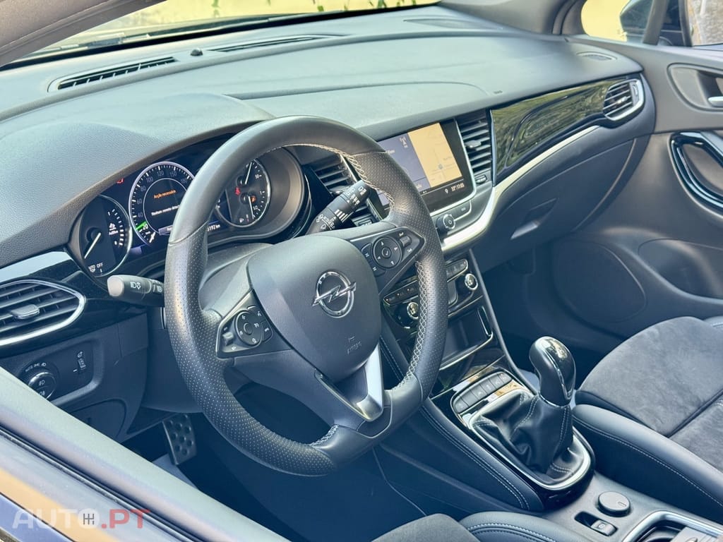 Opel Astra Ultimate