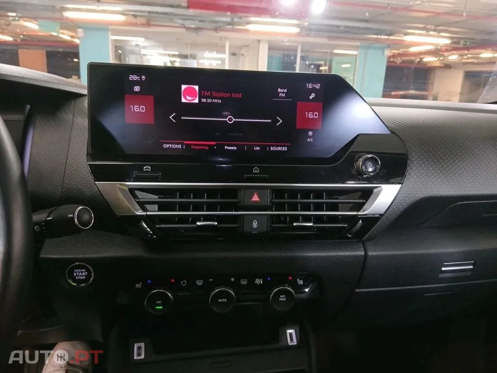 Citroen C4 1.2 PureTech Shine Pack EAT8