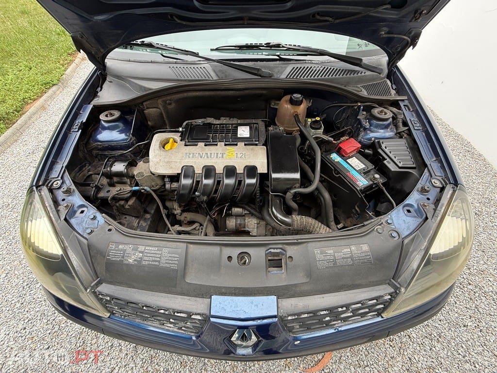 Renault Clio 1.2 16V S