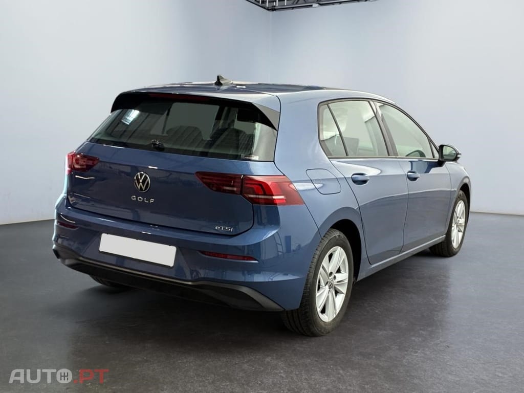 Volkswagen Golf 1.5 eTSi Life Plus DSG7