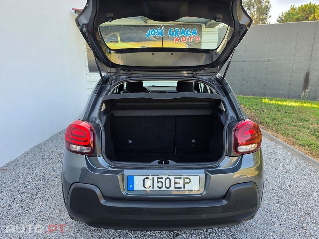 Citroën C3 Pure Tech S&S Shine — fotografia 5
