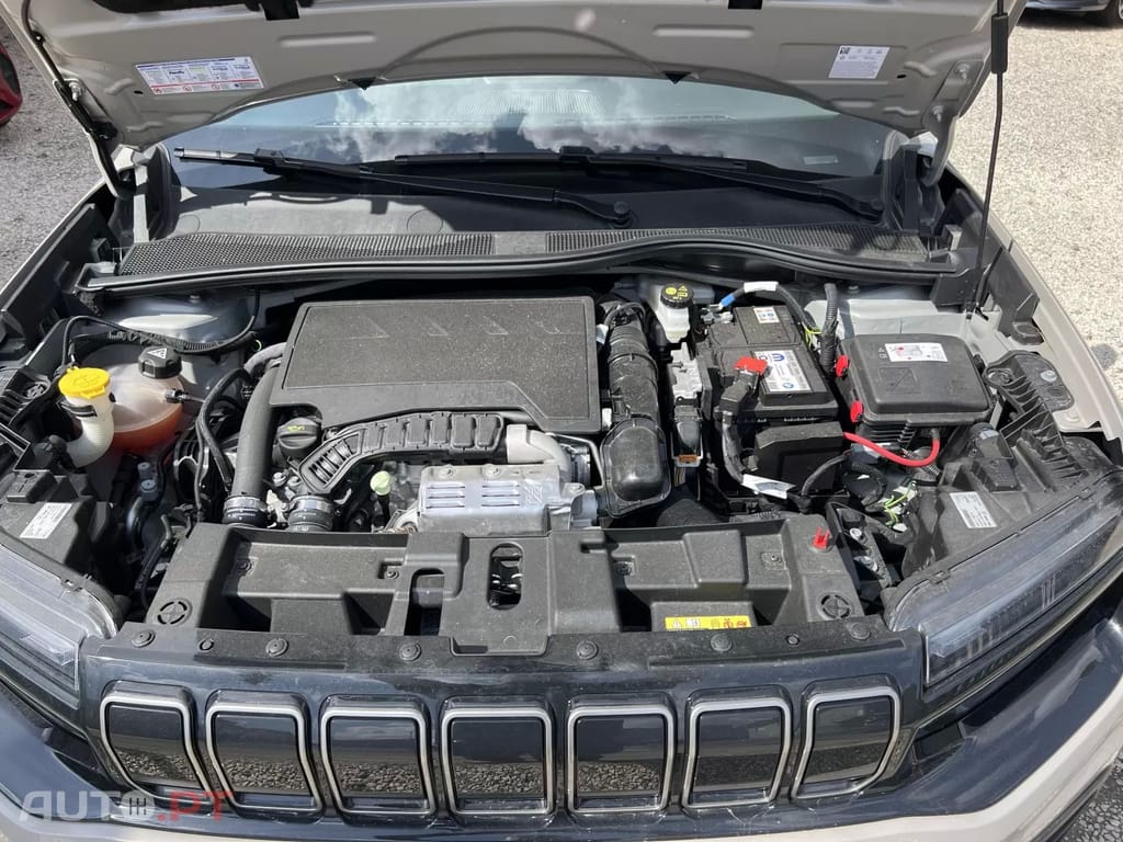 Jeep Avenger 1.2 GSE T3 Summit