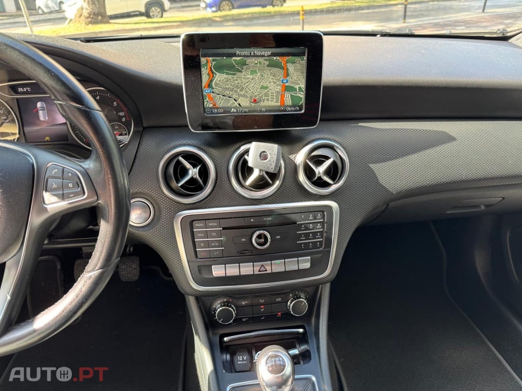 Mercedes-Benz A 180 d Urban