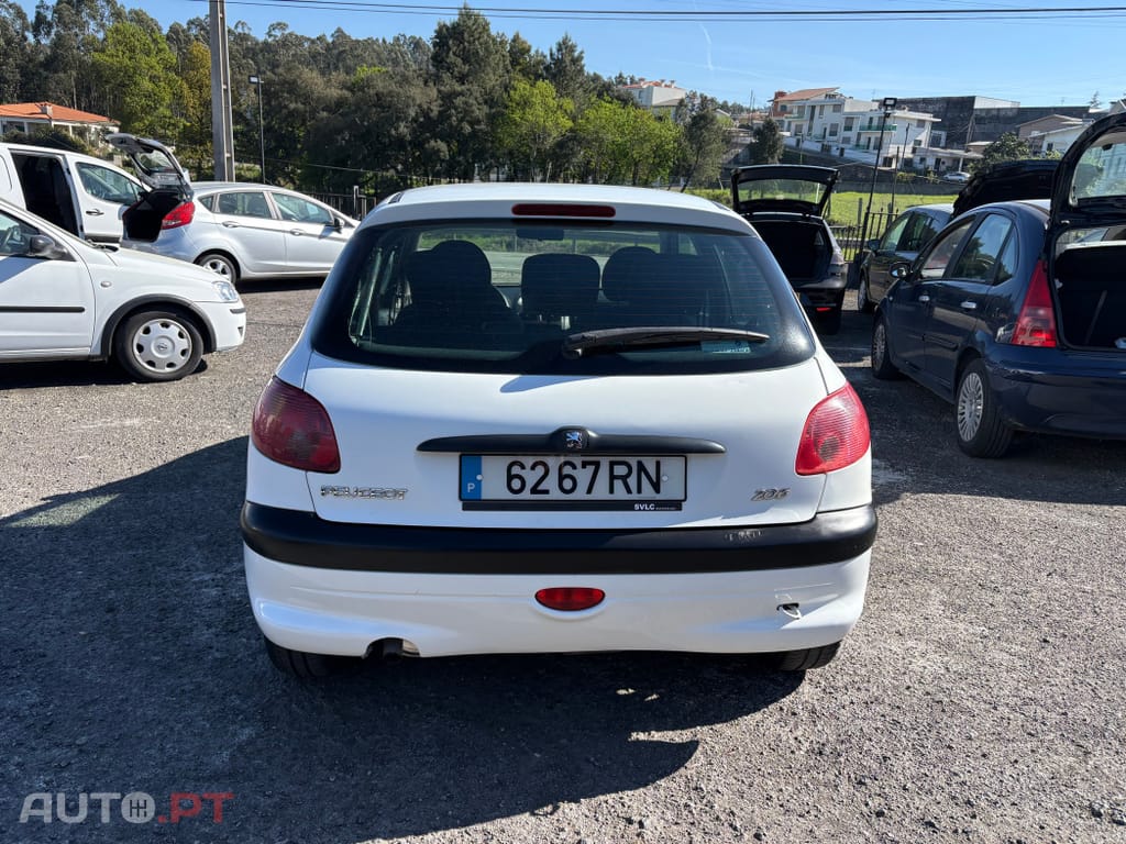 Peugeot 206 1.1 Color Line