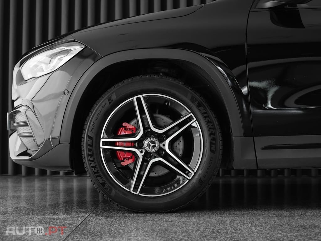 Mercedes-Benz GLA 250 e 8G-DCT AMG Line