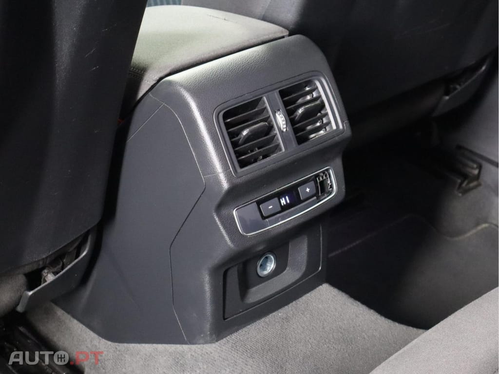 Audi Q5 50 TFSIe quattro S tronic Advance 