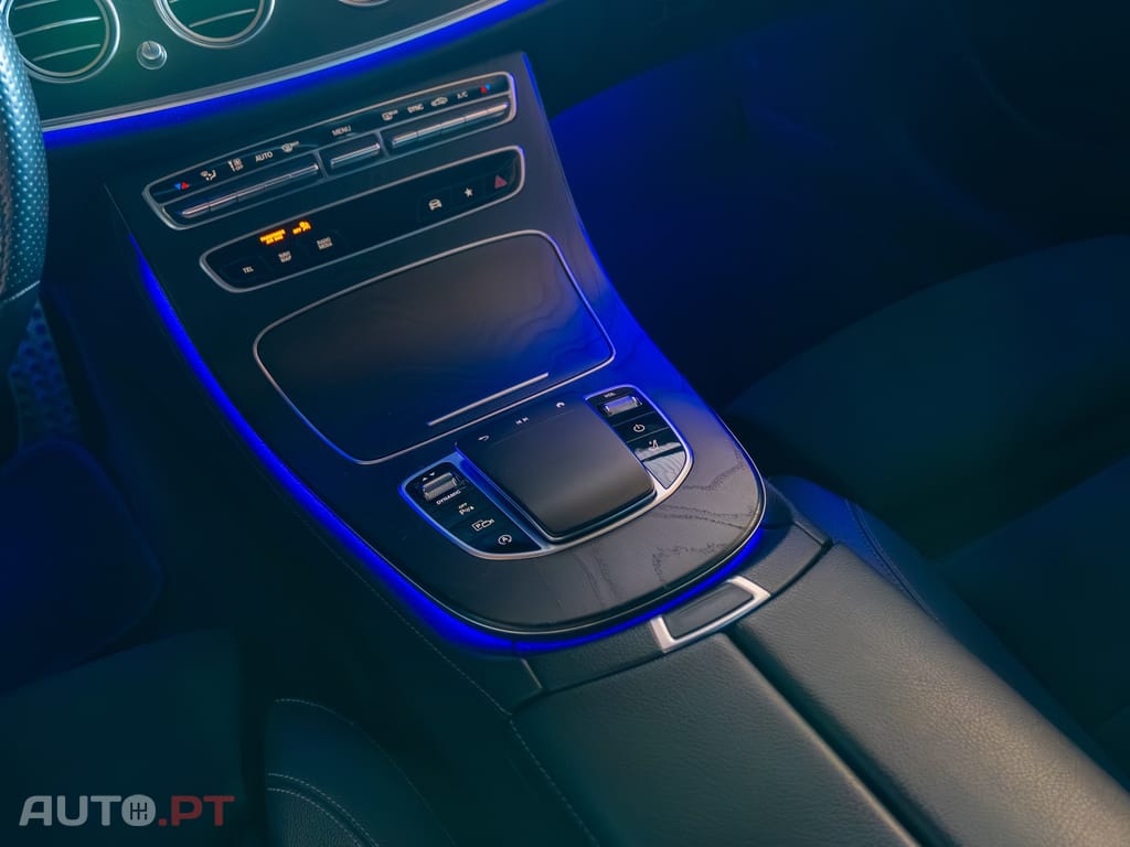Mercedes-Benz E 220 d AMG Line