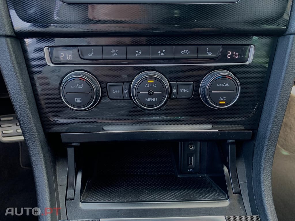 Volkswagen Golf 2.0 TSi GTi DSG Performance