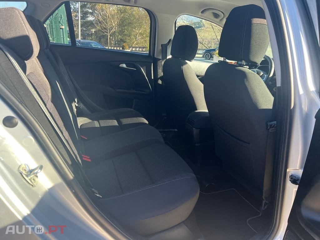 Fiat Tipo 1.3 M-Jet Lounge Tech J17