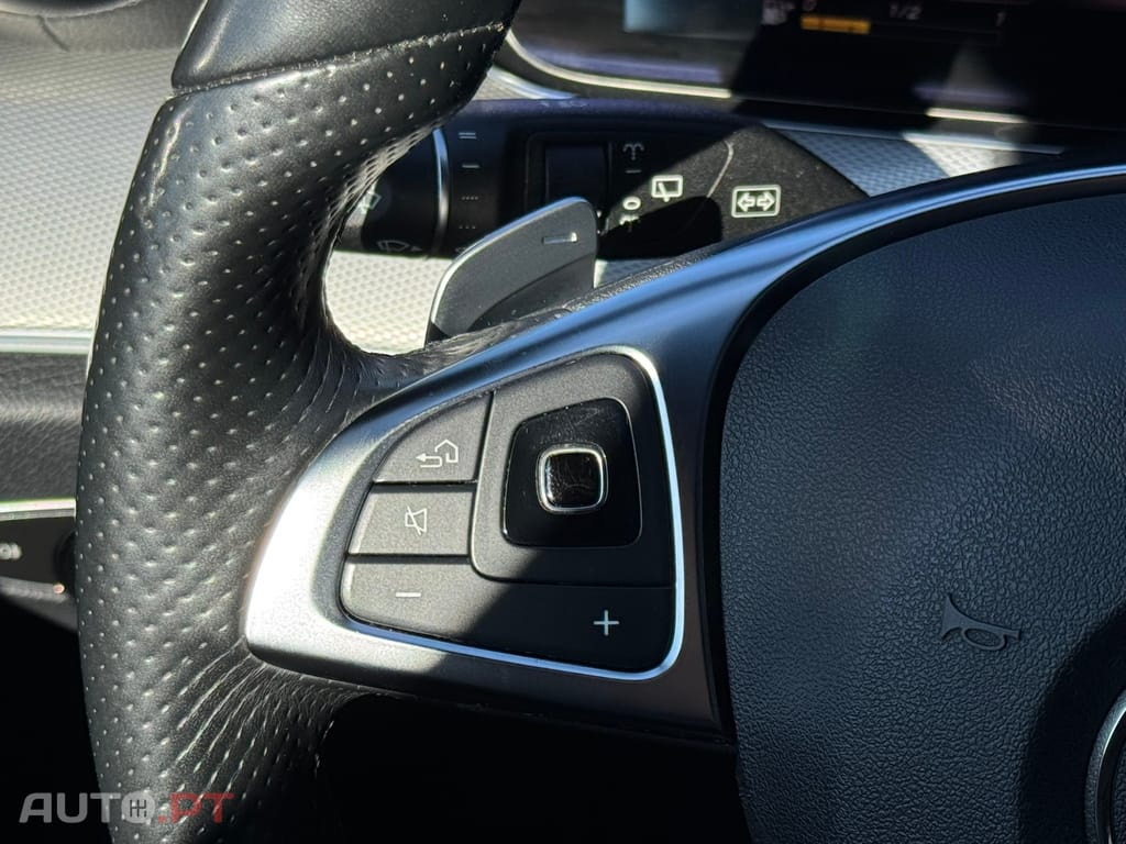 Mercedes-Benz E 220 d AMG Line