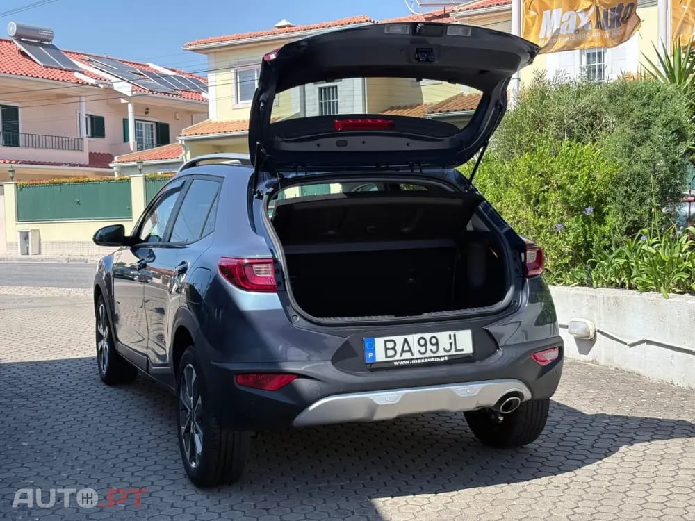 Kia Stonic 1.0 T-GDI Drive