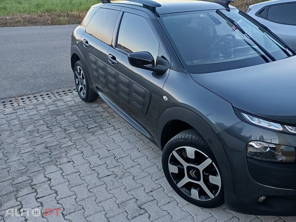 Citroen C4 Cactus Shine