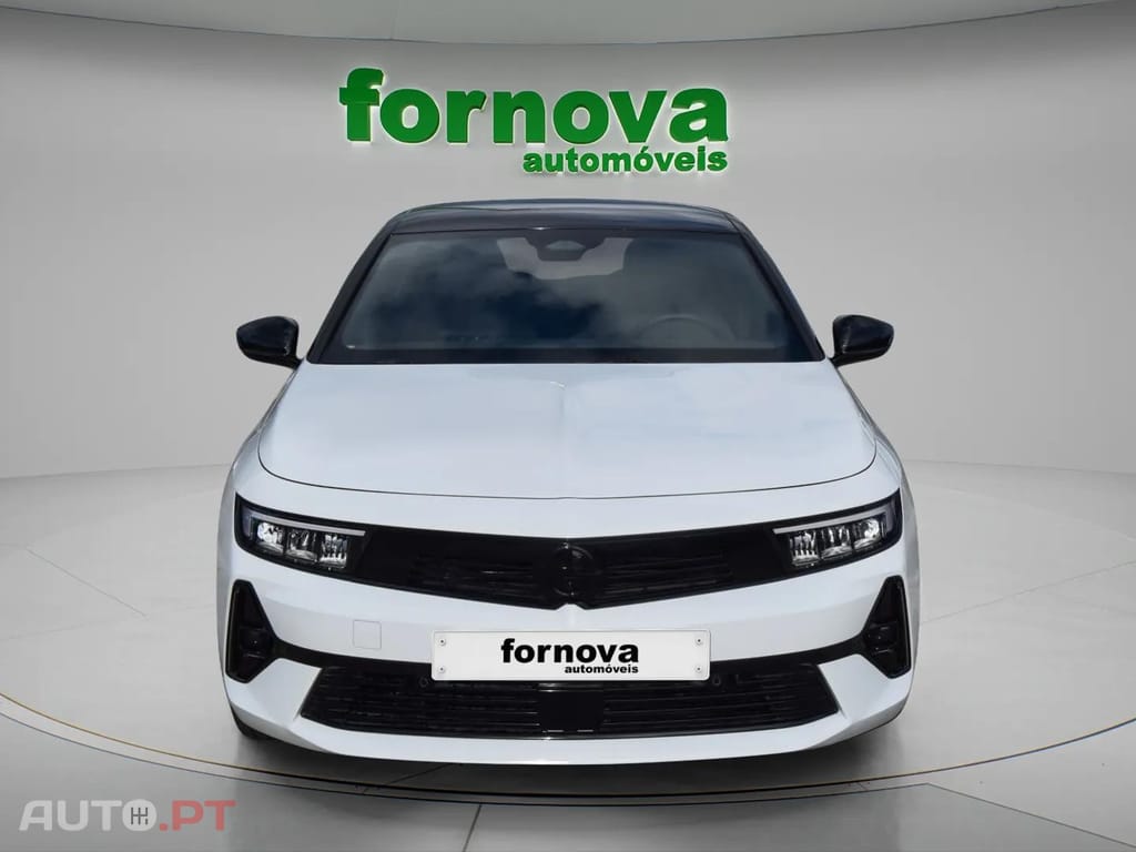 Opel Astra Sports Tourer 1.2 T Hybrid GS eDCT