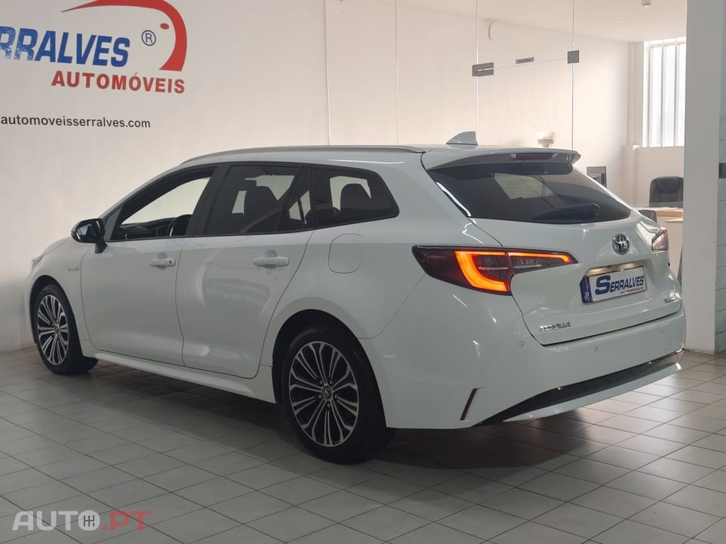 Toyota Corolla Touring Sports 1.8 Hybrid Comfort+P.Sport