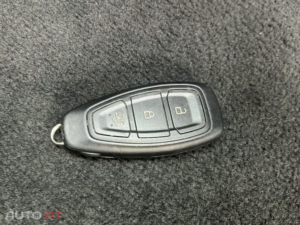 Ford Focus 1.0 EcoBoost MHEV ST-Line