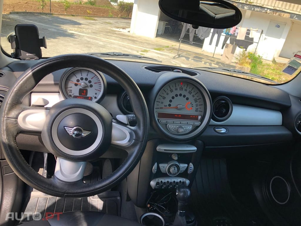 MINI Cooper D