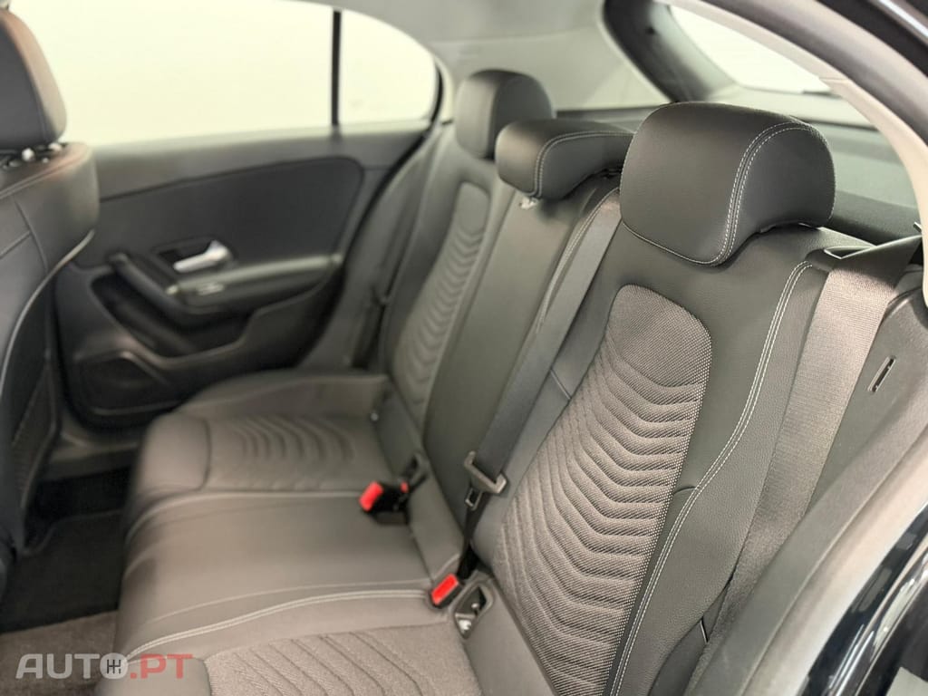 Mercedes-Benz A 250 e