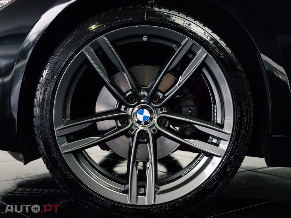 BMW 320 d Auto