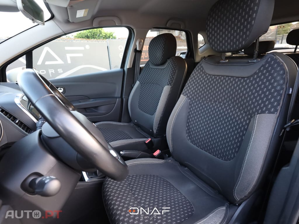 Renault Captur 1.3 Tce 130 Cv Intens