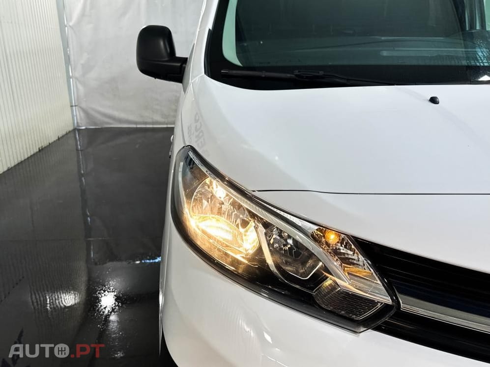 Toyota Proace Electric 50kWh 136cv Business Line