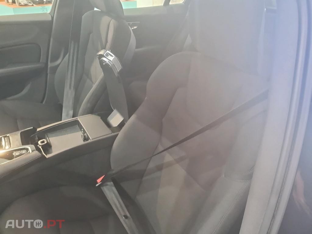 Volvo V60 2.0 T6 AWD TE Inscription Expression