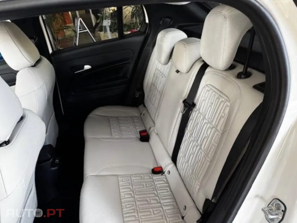 Fiat 600 1.2 Hybrid La Prima