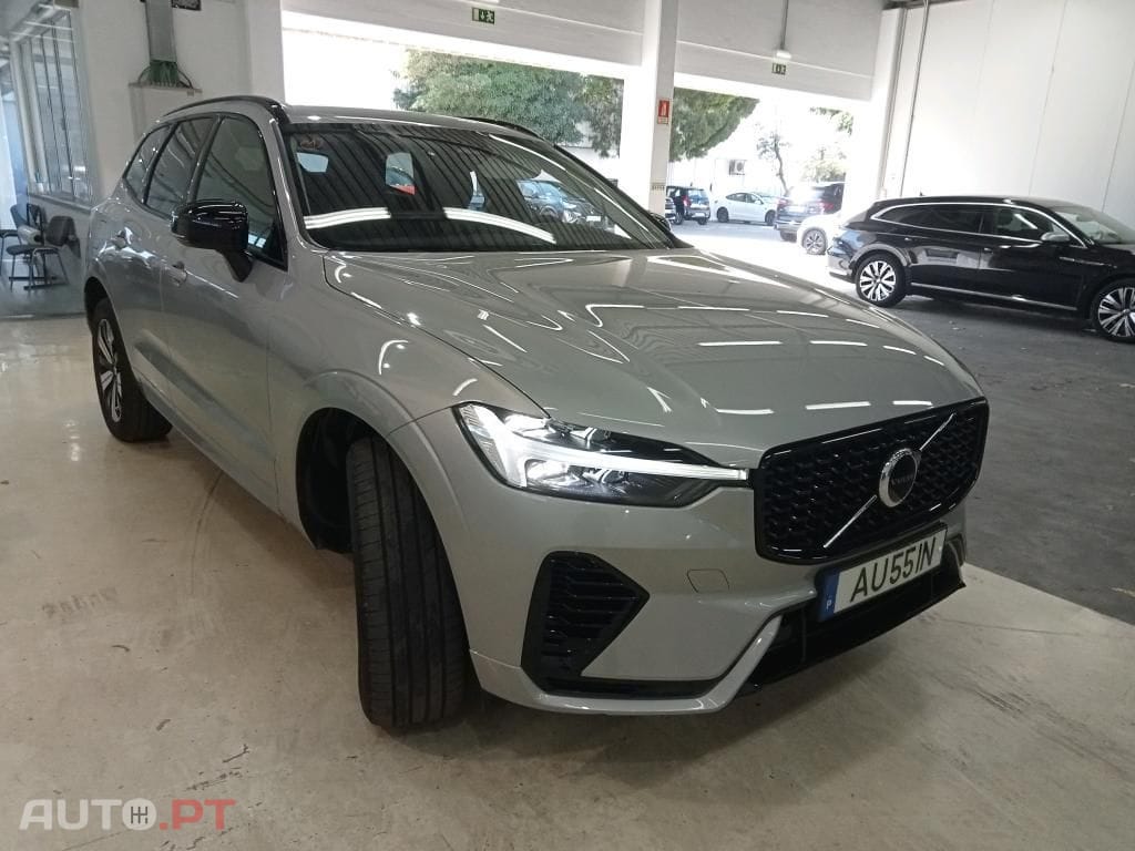 Volvo XC60 2.0 T6 PHEV Plus Dark AWD