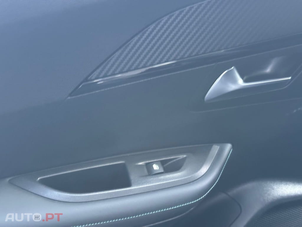Peugeot 2008 PureTech 100 Allure