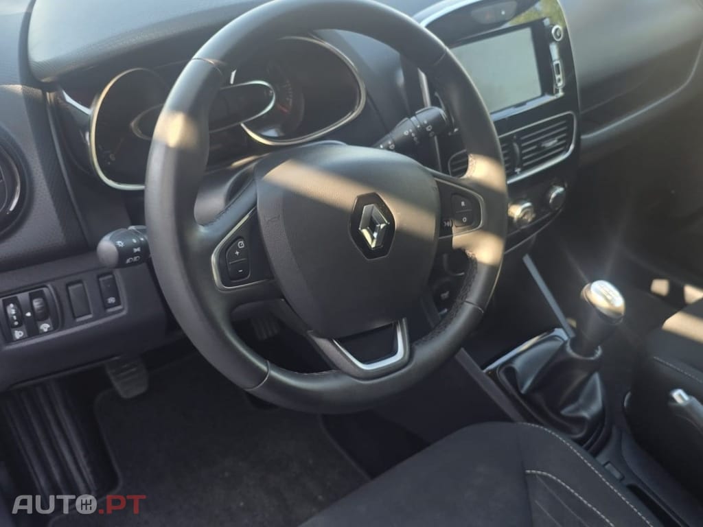 Renault Clio Sport Tourer 0.9 TCe Limited
