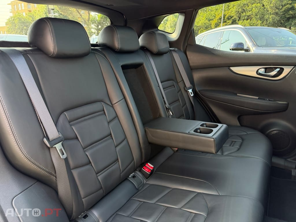 Nissan Qashqai 1.6 dCi Tekna Premium Pele Preta Xtronic