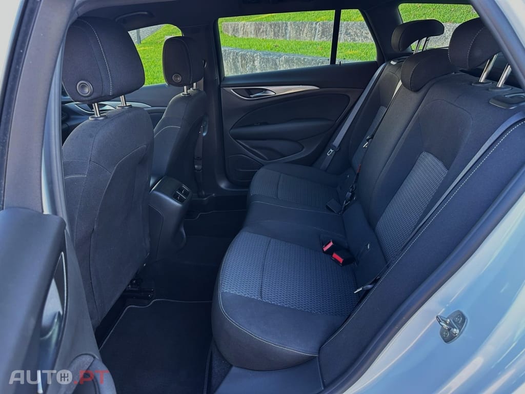 Opel Insignia 1.5 D Business Edition