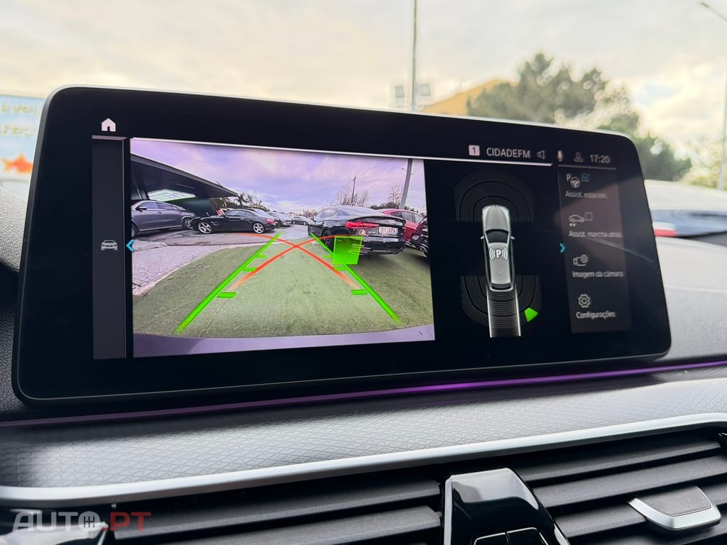 BMW 530 e Pack Desportivo M