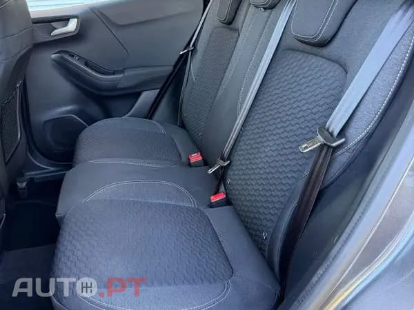 Ford Puma 1.0 EcoBoost Hybrid TITANIUM