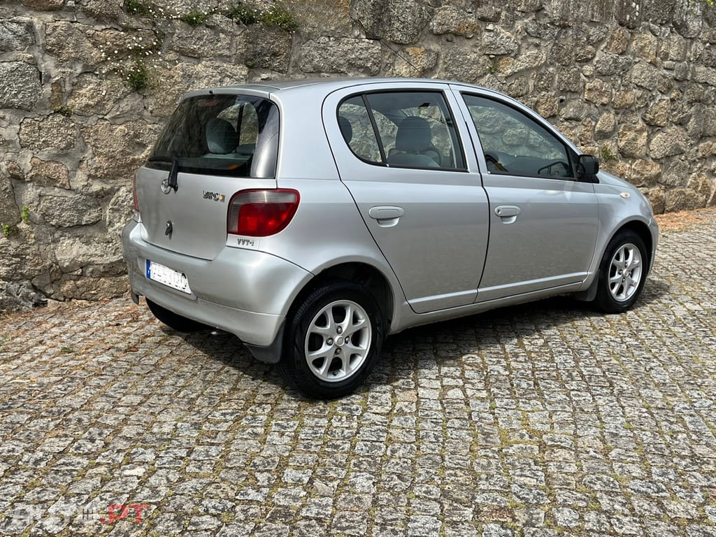 Toyota Yaris 1.0 vvti Sol