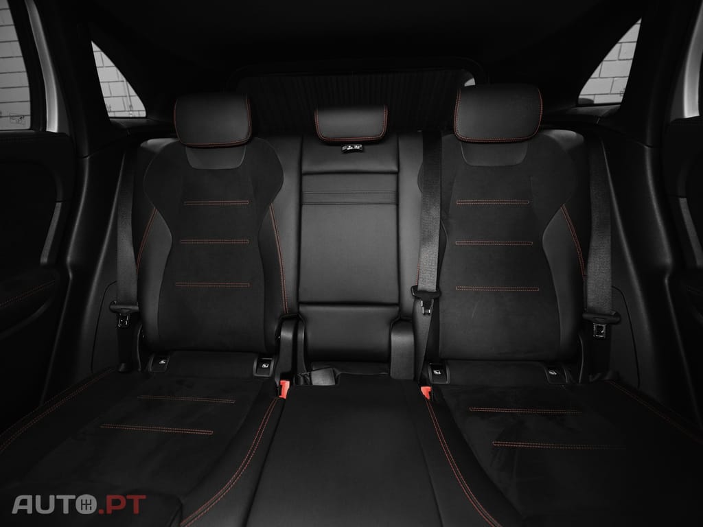 Mercedes-Benz GLA 250 e AMG Line