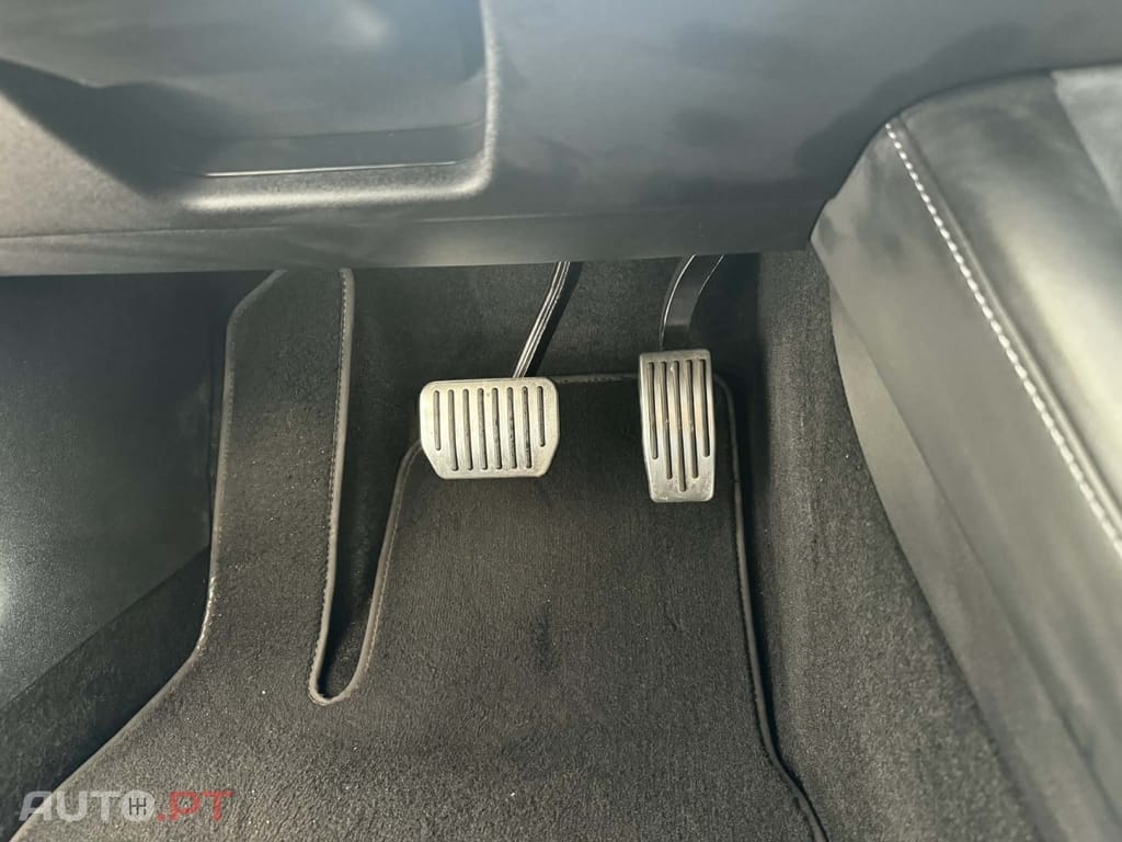 Tesla Model 3 Long Range AWD Dual Motor