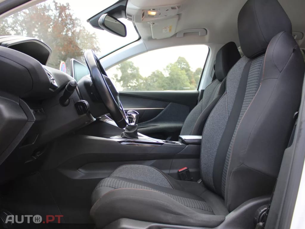 Peugeot 3008 1.6 BlueHDi Active