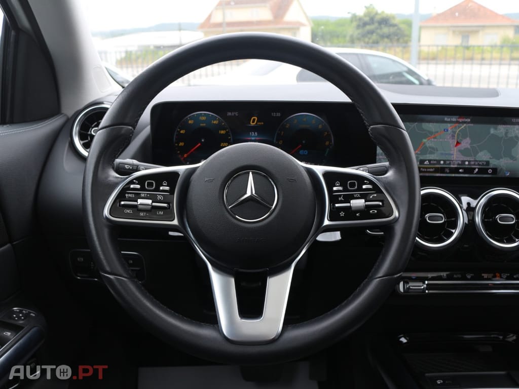 Mercedes-Benz GLA 250 e Progressive