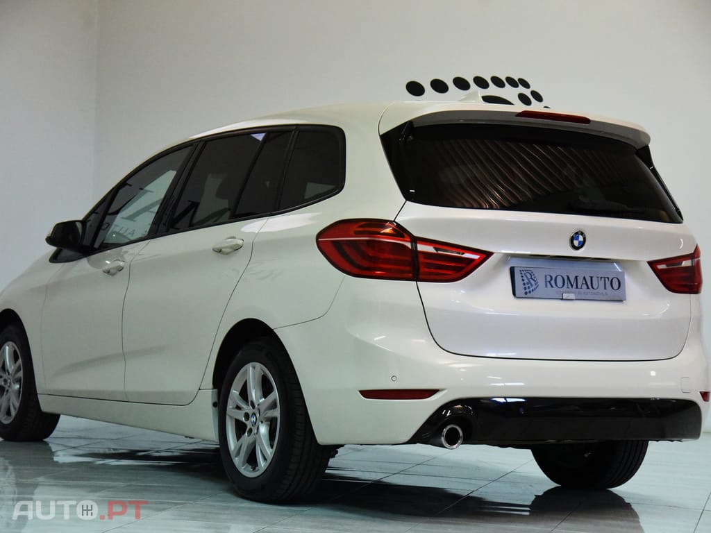 BMW 216 i 7L Advantage