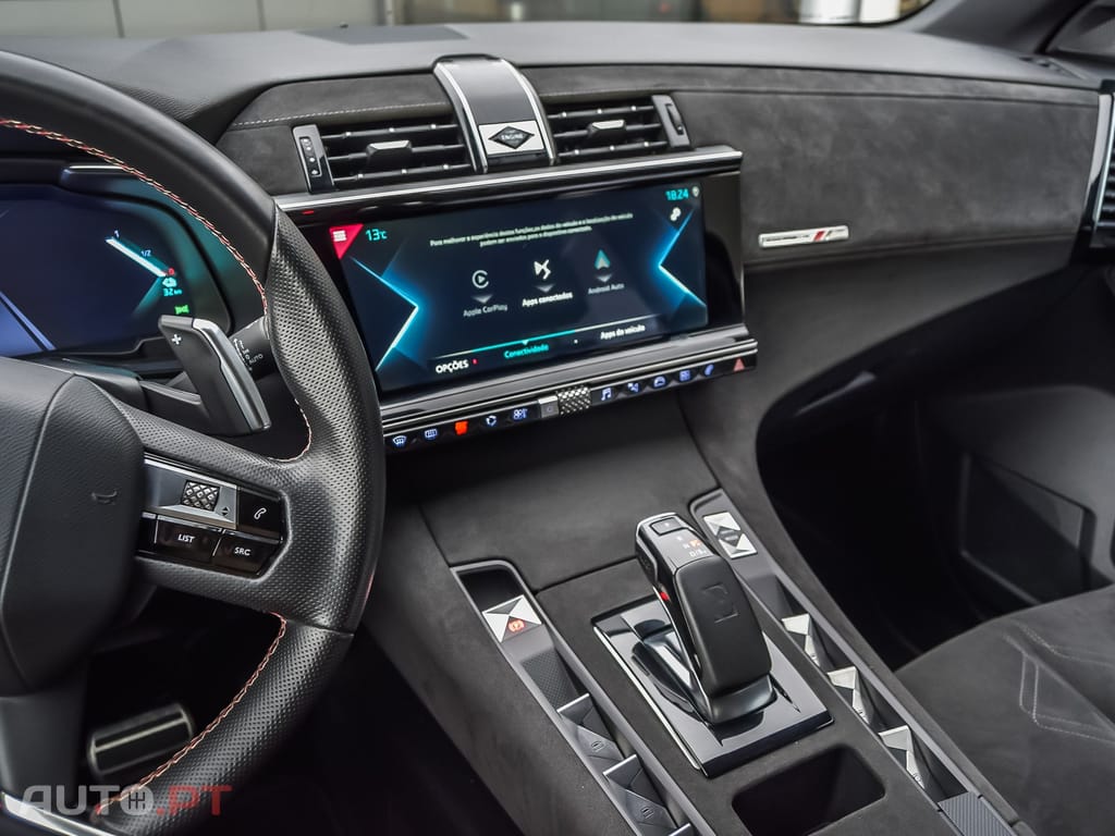 DS DS7 Crossback E-Tense Performance Line+ EAT8