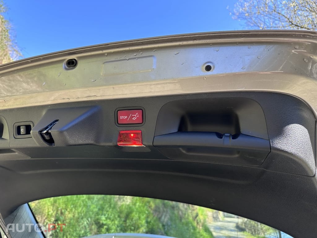 Mercedes-Benz CLA 180 d Shooting Brake 7G-DCT AMG Line