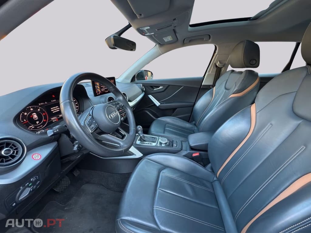 Audi Q2 I.V.A DEDUTÍVEL 35 TDI Sport
