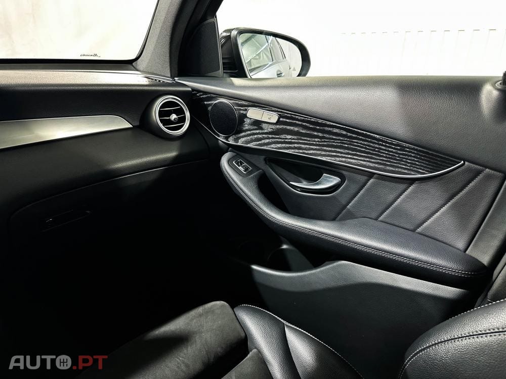 Mercedes-Benz GLC 300 e Coupe 4Matic 9G-TRONIC Edition AMG Line