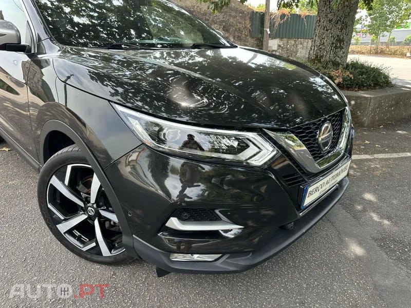 Nissan Qashqai 1.3 DIG-T Tekna Premium DCT