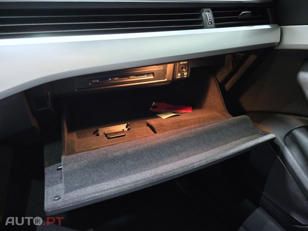 Audi A4 Avant 2.0 TDI Design S tronic
