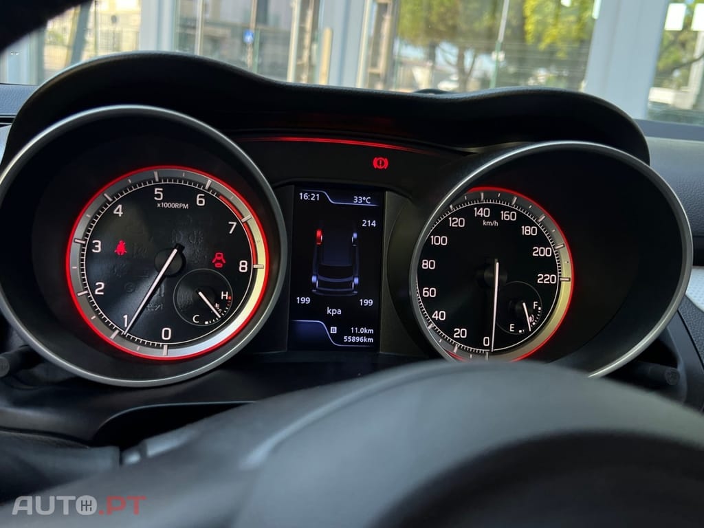 Suzuki Swift HYBRID Sport