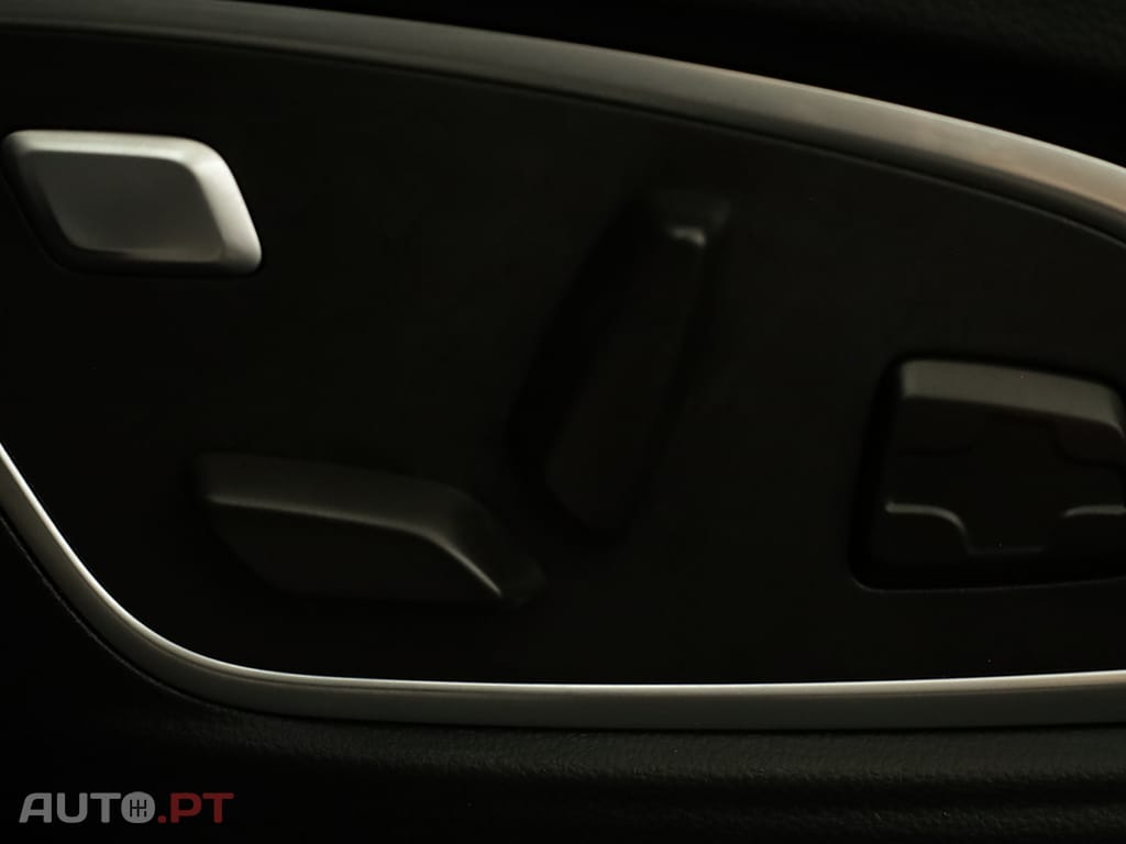 Renault Austral Austral 1.3 Mild Hybrid Iconic Auto