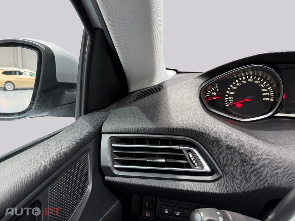 Peugeot 308 1.2 PureTech Active Business